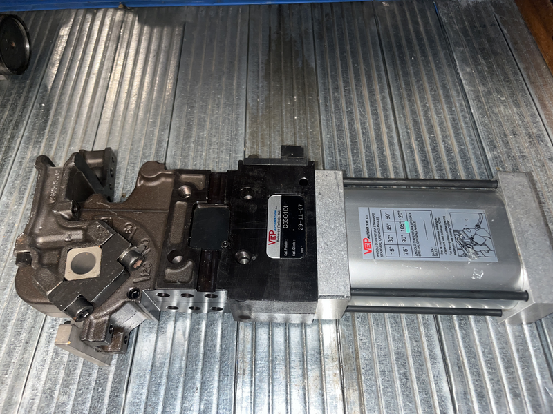 Serraggio pneumatico C63o1di