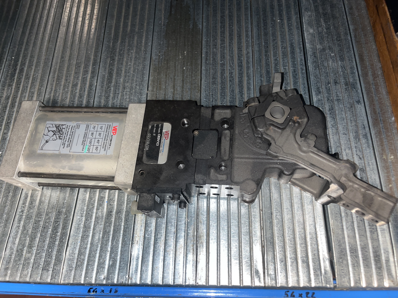 Serraggio pneumatico C63v1ci