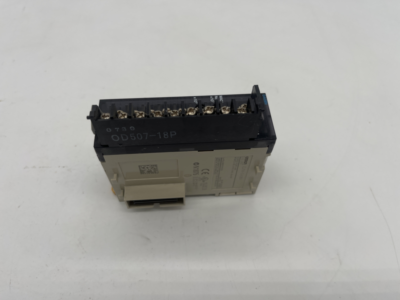 D/A Unit plc Cj1w-da08v