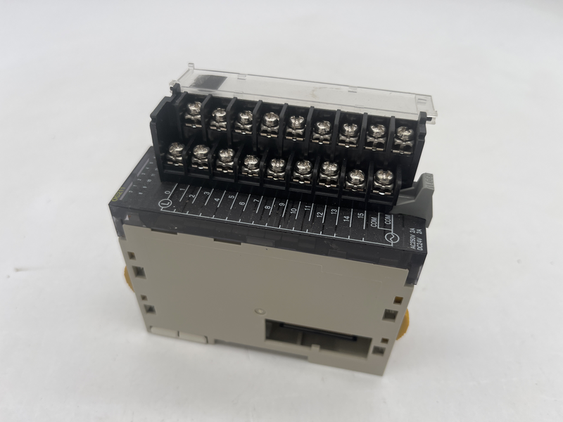 Output unit module Cj1w-oc211