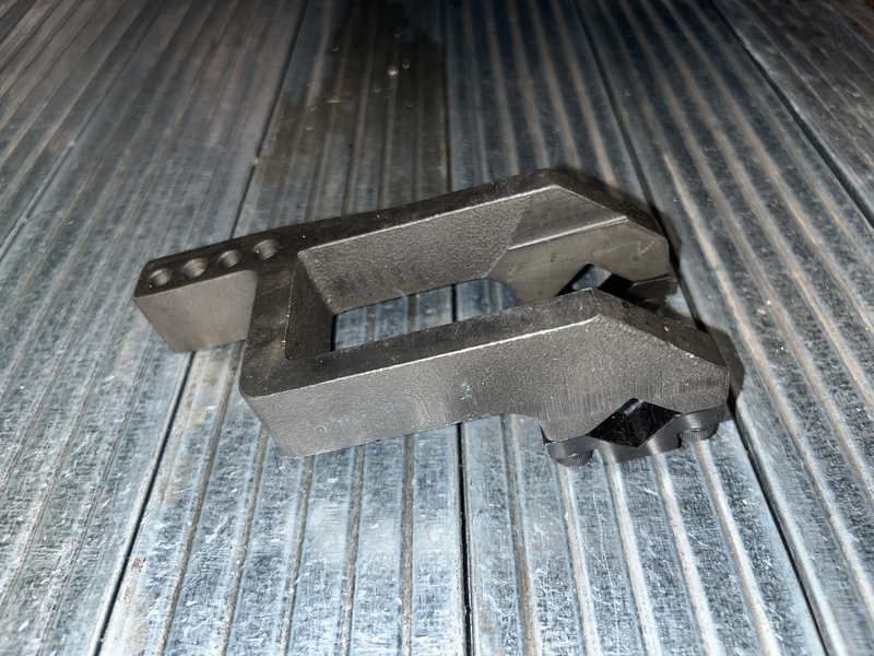 Clamp in ferro per serraggio pneumatico Clamp in ferro