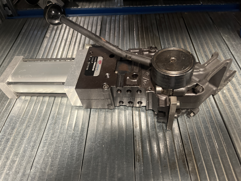 Serraggio pneumatico Cm50ldo1si