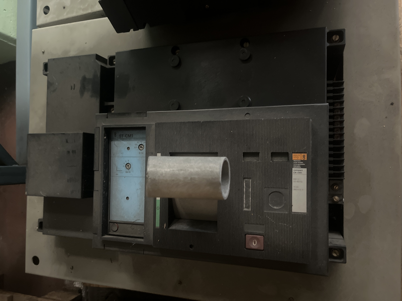 Circuit Breaker 3P 2000 A 480V Cm 2000 compact