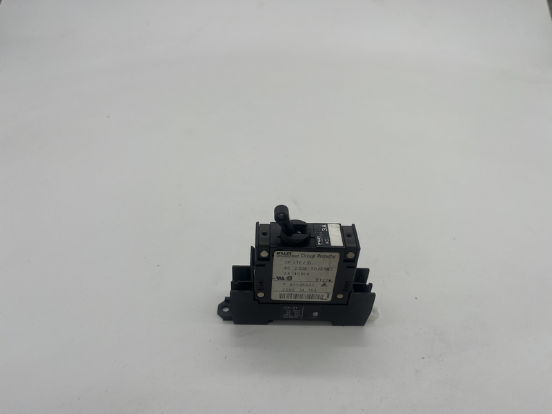 Circuit protector Cp31e/3d