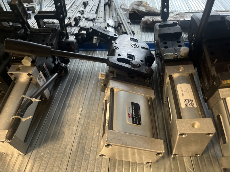 Serraggio pneumatico Cpe63-lboc90i