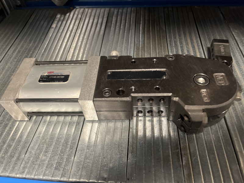 Serraggio pneumatico Cpe63-oc105i