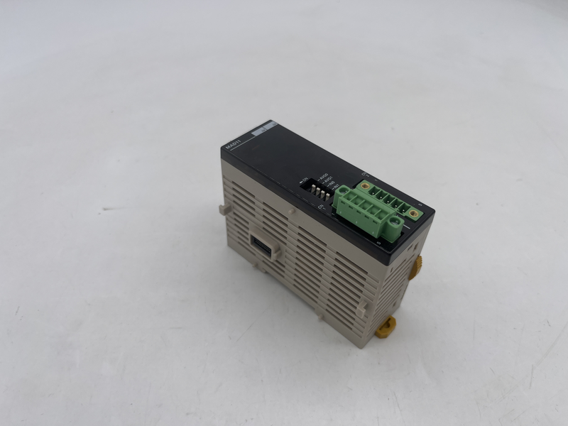 A/d d/a unit module Cpm2c-mad11