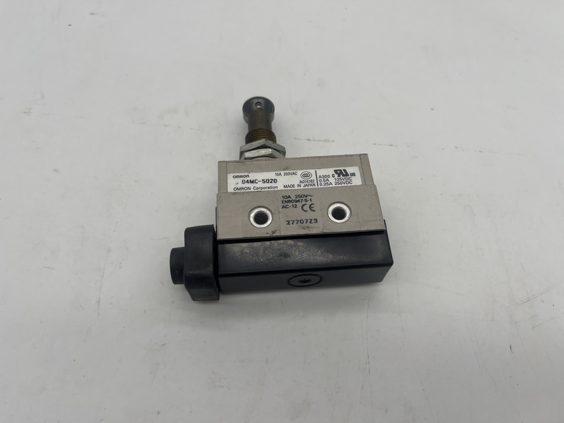 LIMIT SWITCH D4MC-2020