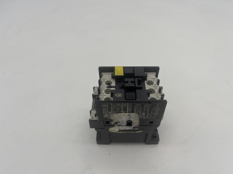 Contactor, 3-pole, 24V DC, 16A DIL00AM