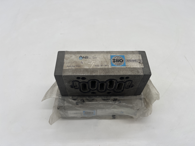 Sub base Dbix14/1