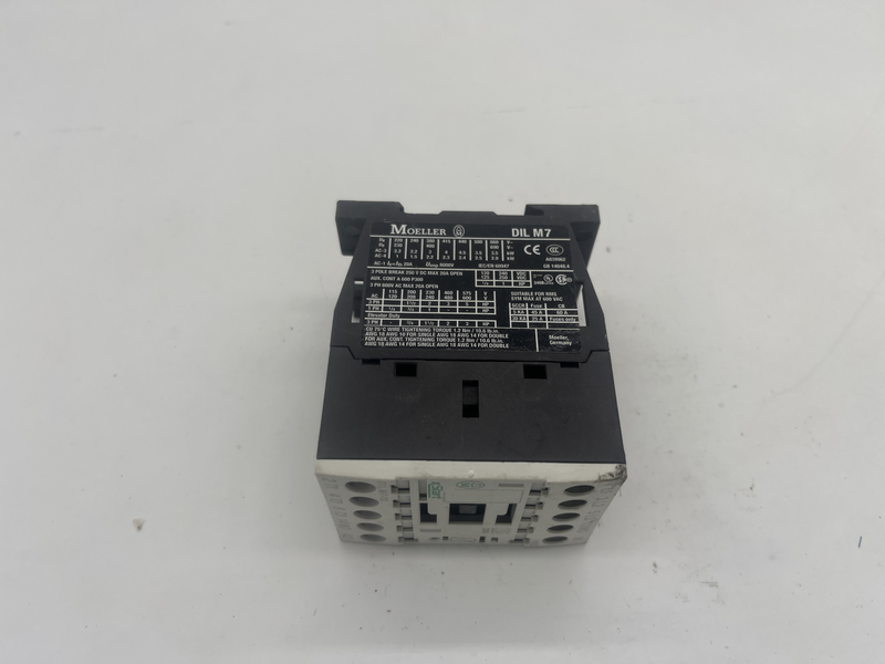 Potenza di esercizio nominale ad AC-3, 240 V, 50 Hz. 2.2 kW ; Potenza nominale di esercizio in AC-3, 380/400 V contattore Dil m7