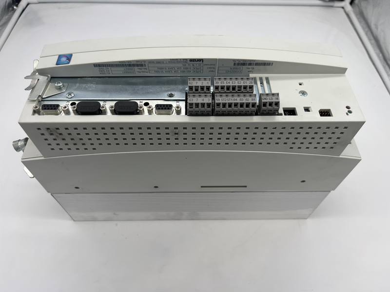 Servo inverter - 320-528V +/-0% ,VN=400V - 1,5 kW - 3,9A Compact unit, IP20 protection with high functionality EVS9323-ES