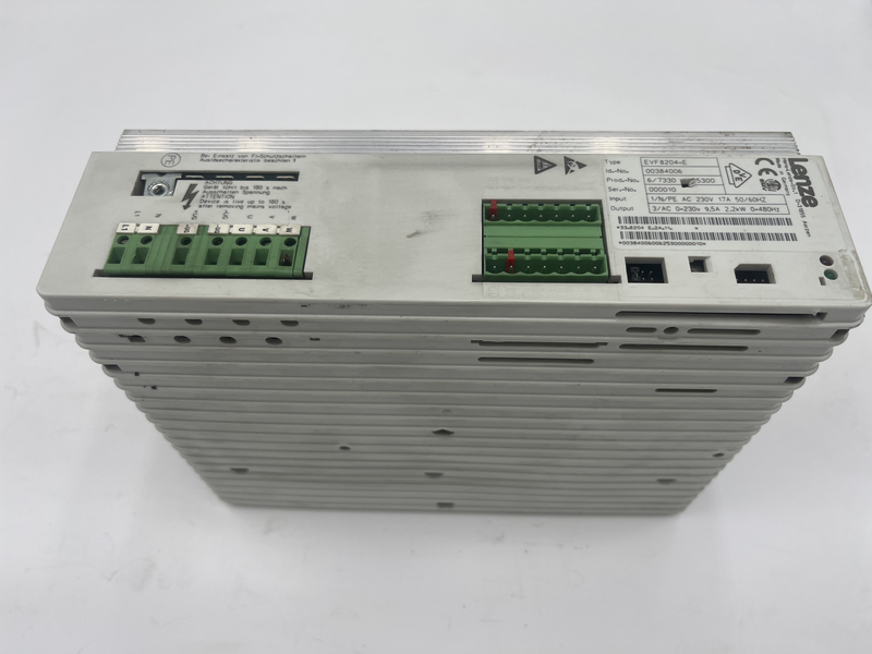 Inverter alimentazione monofase 190-260 V. +/-0% - pot. 2,2 kW Evf8204-e
