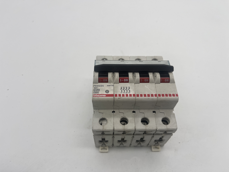 Circuit breaker F84h/20