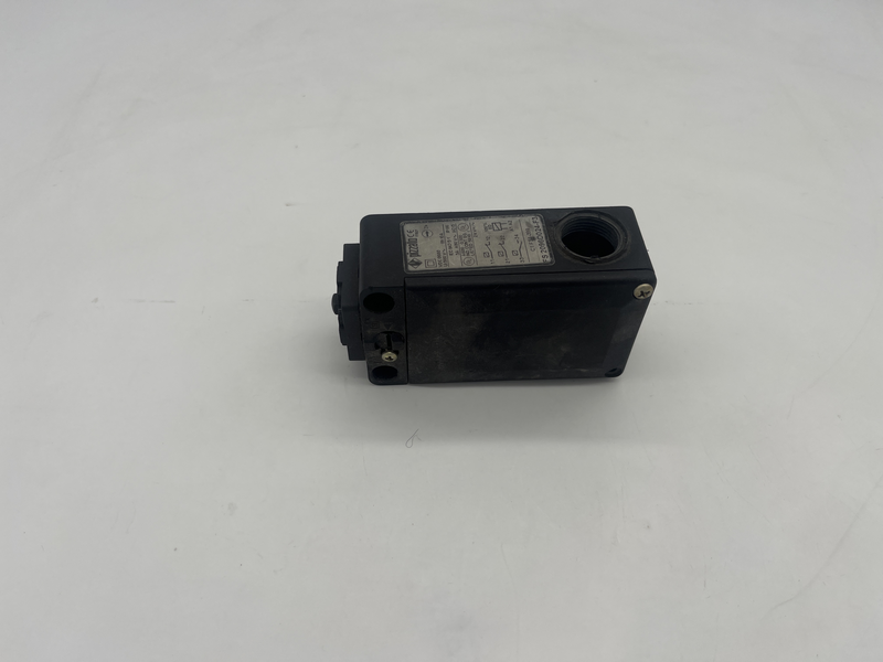 LIMIT SWITCH FS 2096D024-F3