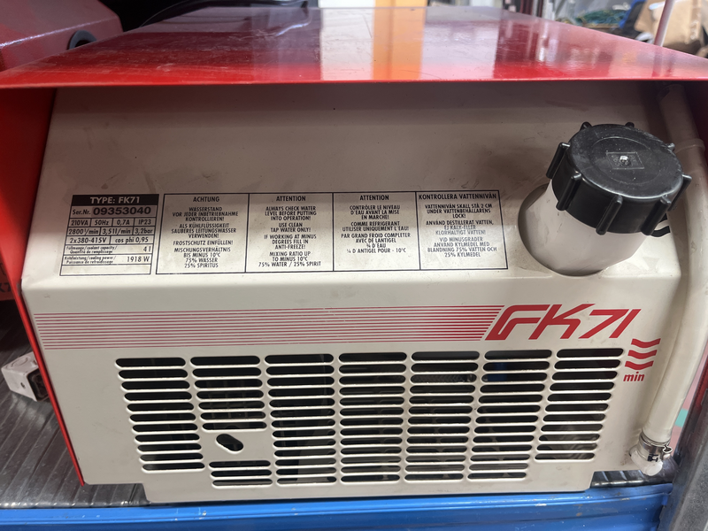 Refrigeratore per saldatrici Fk71
