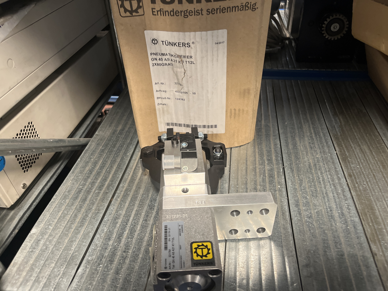 Serraggio pneumatico Gn40 as a21 k1 t12l