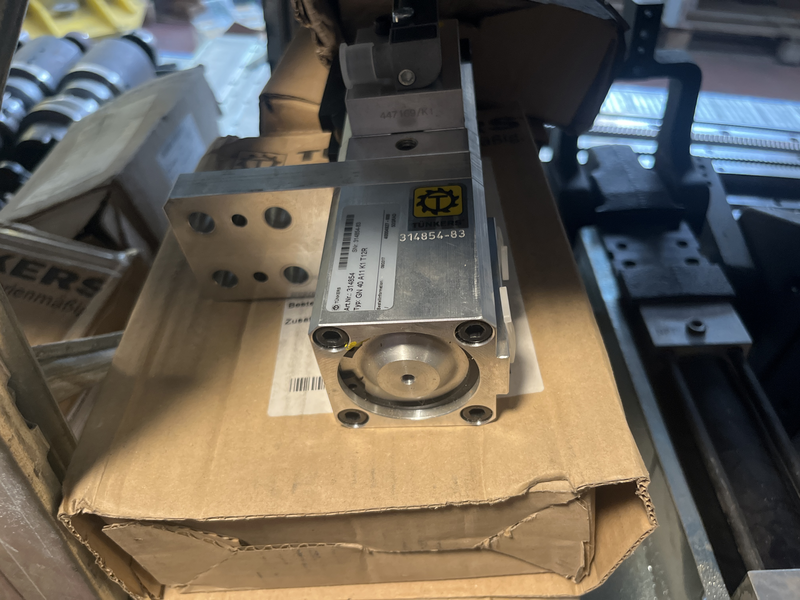 Sistema di serraggio pneumatico Gn 40 a11 k1 t12r 50grad