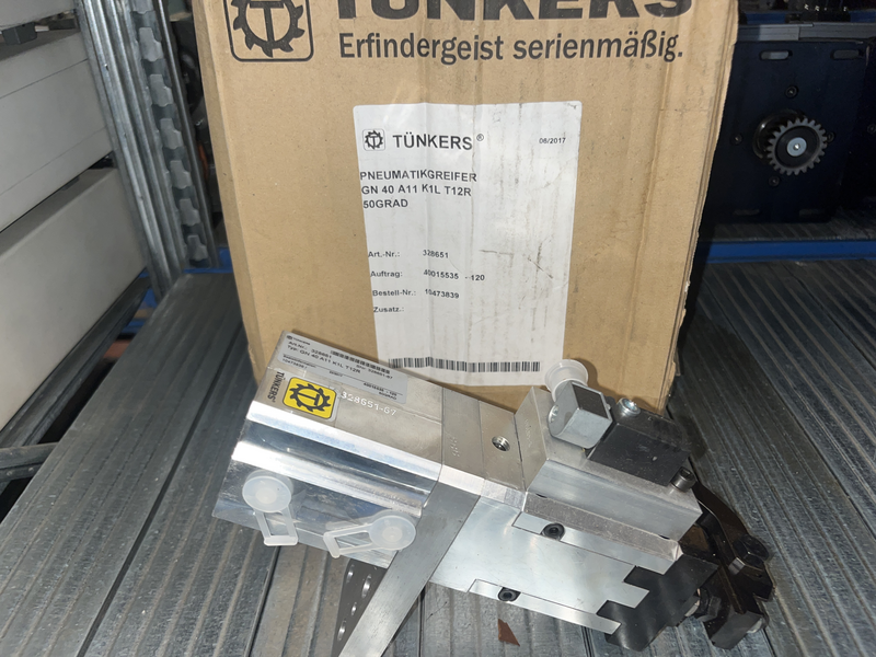 Sistema di serraggio pneumatico Gn 40 a11 k1l t12r