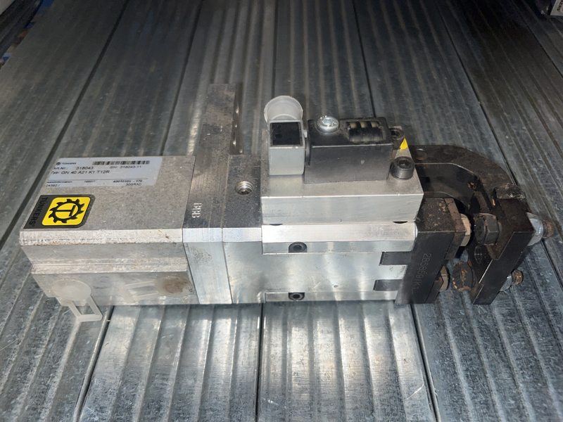 Serraggio pneumatico Gn 40 a21 k1 t12r