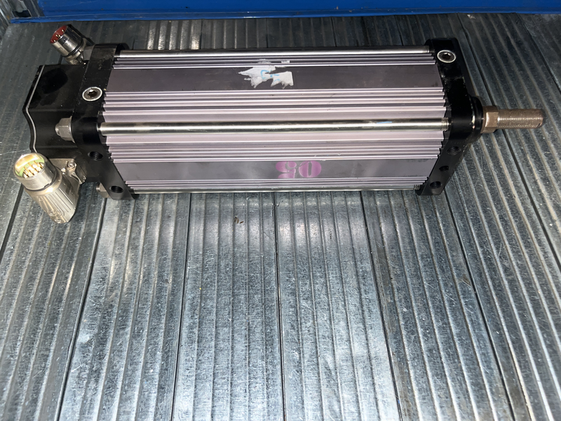 Attuatore lineare 400 V 3000 rpm 6 a Gsx40-0605-mka-cm1-258-xh