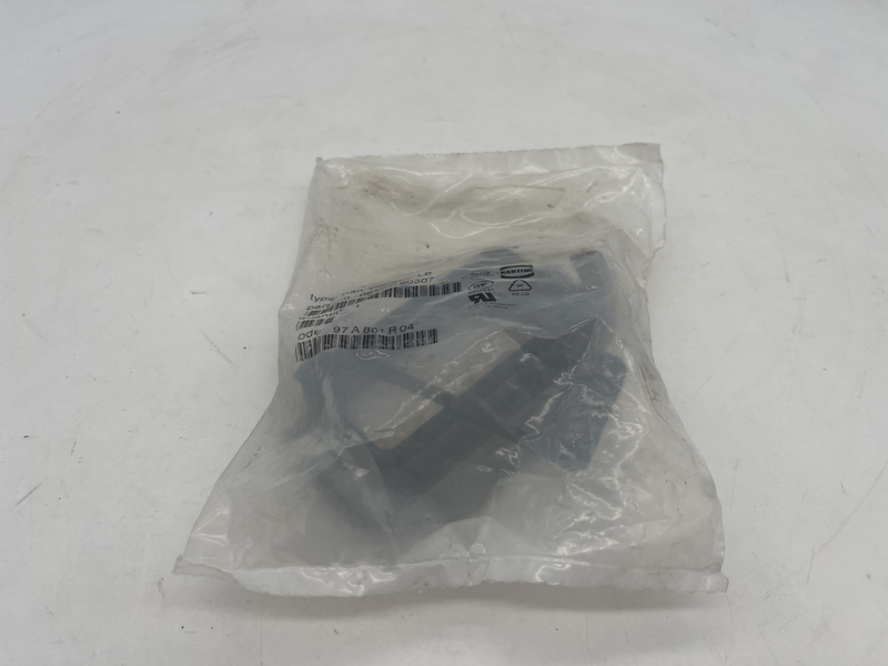 Bulkhead mounted housing. Size: 16 B Han 16b-agg-lb
