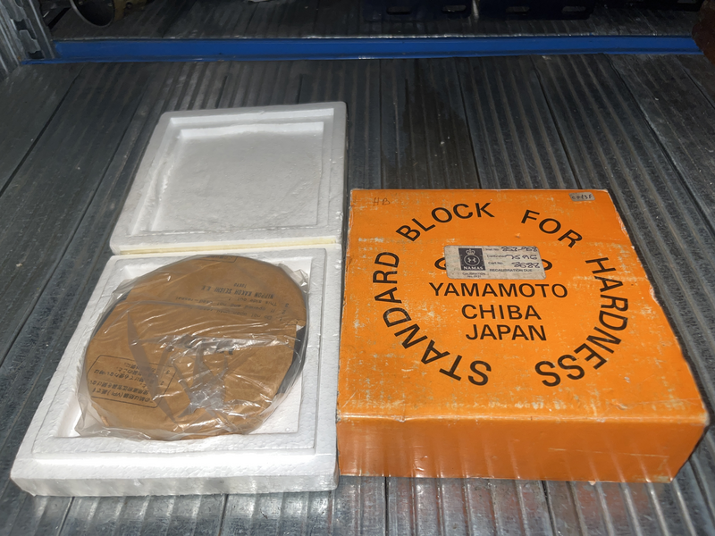 Standard block for hardness Hb 300