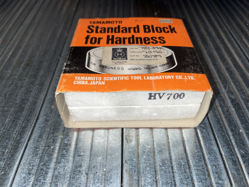 Standard block for hardness Hv 700