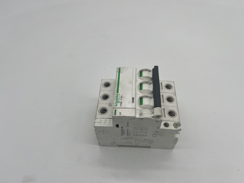 Circuit breaker Ic60n c32a