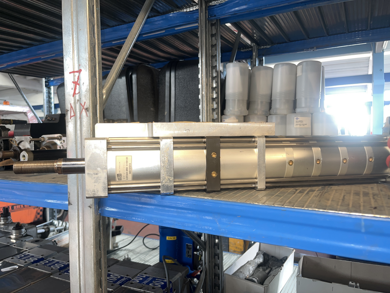 Cilindro pneumatico per puntatrice Ins131013