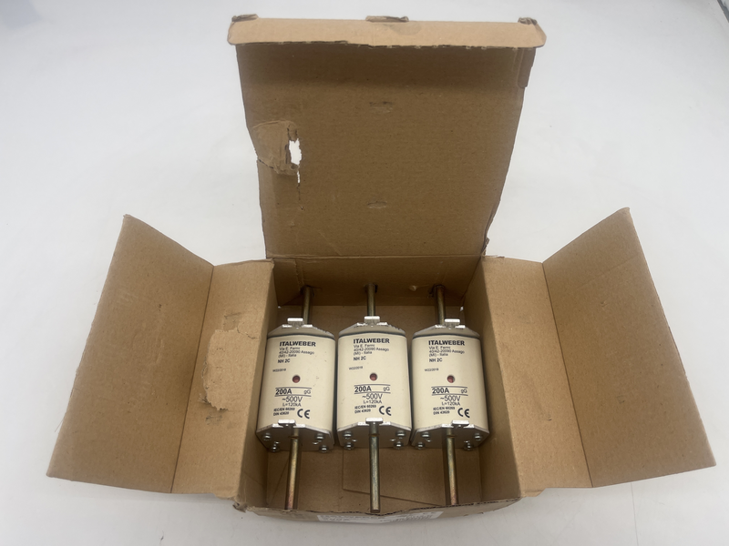 Fusibili 200 a 500v confezione da 3 pezzi Iw 1520200