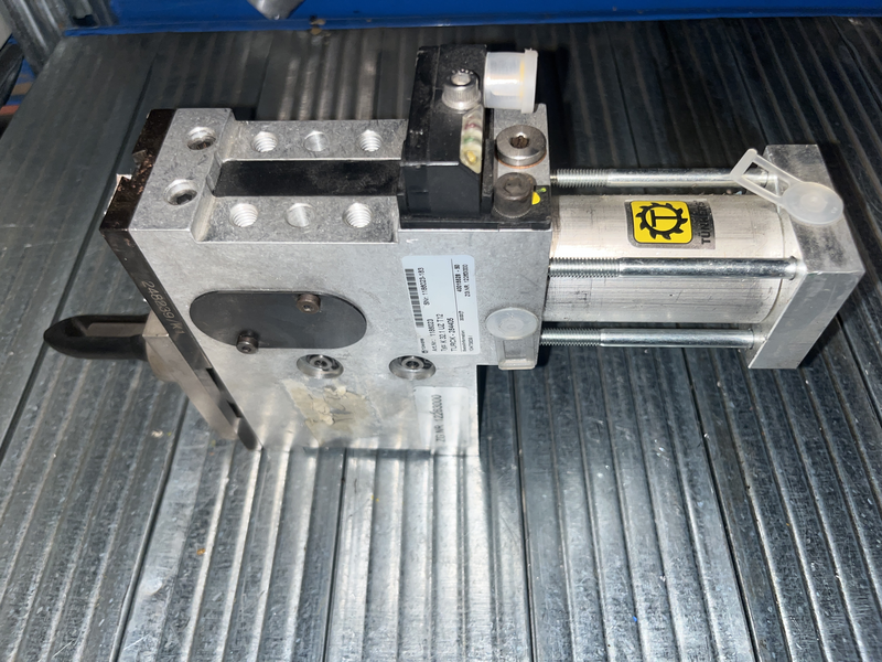 Serraggio pneumatico K 32.1 uz t12