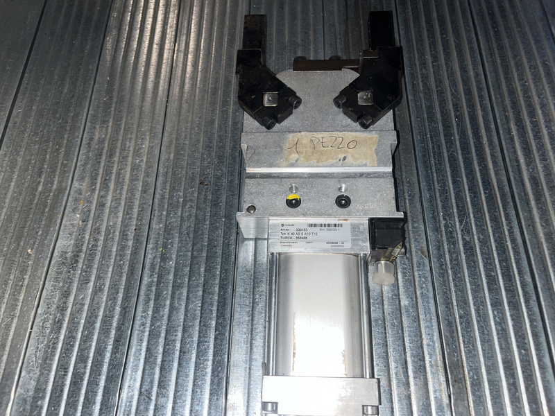 Serraggio pneumatico K 40 as s a10 t12