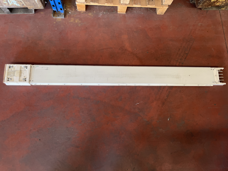 Blindo sbarra 3l+n+Pe in 250v ui 690v lunghezza 1700 mm Ksa 250et4a