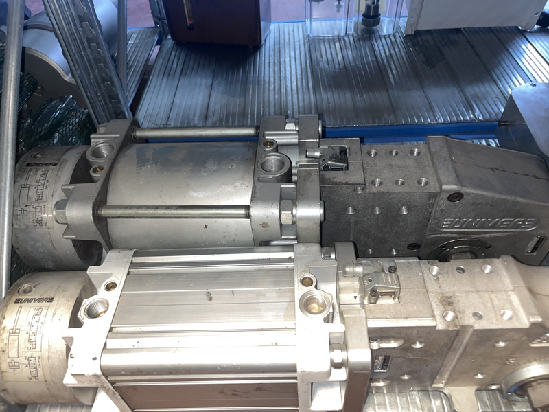 Serraggio pneumatico Lagp3000u060b