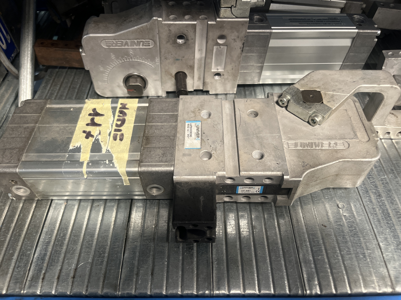 Serraggio pneumatico Lap63ode090