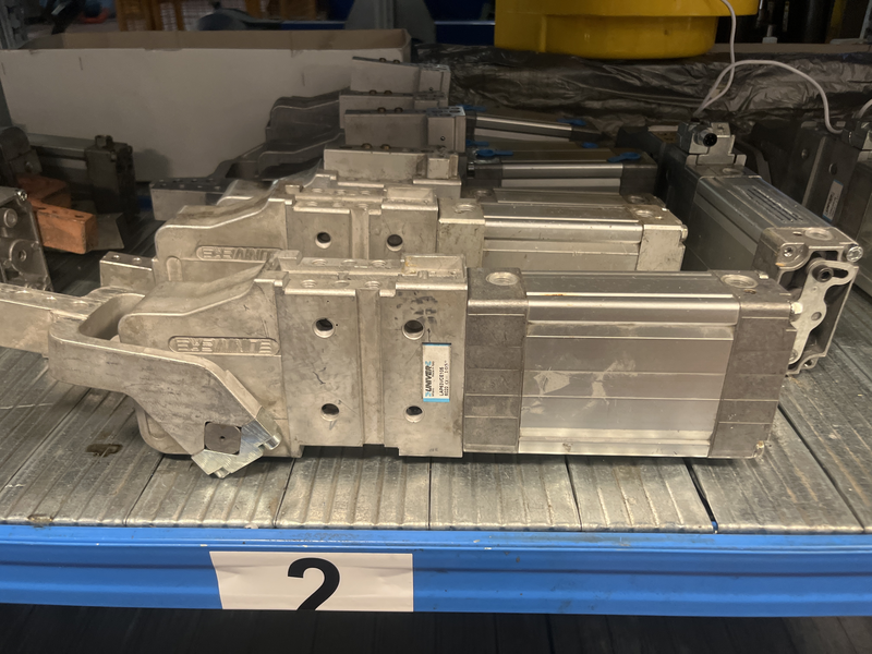 Serraggio pneumatico Lap63vce105