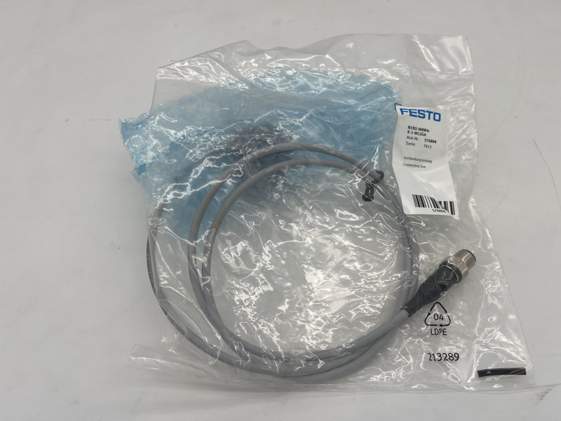 Pressostato con cavo M12 NEBU-M8W4-K1-M12G4