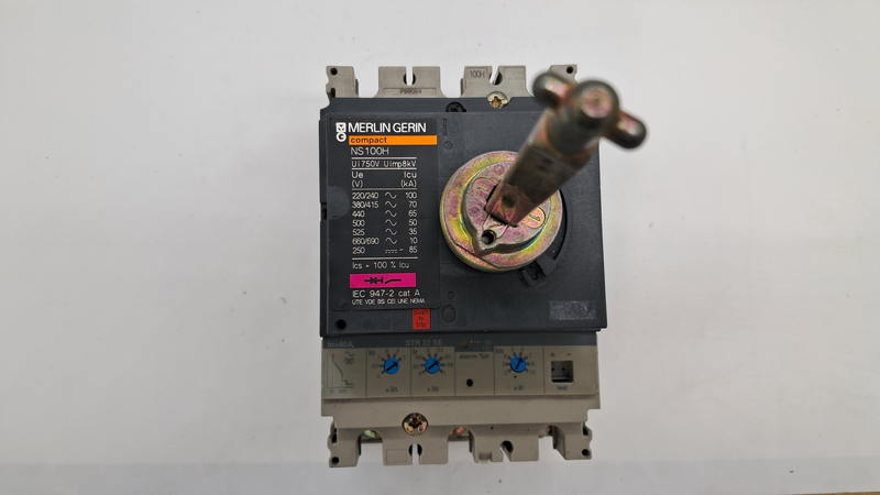MERLIN GERIN compact NS 100 H Ui750V Uimp8kV NS 100 H