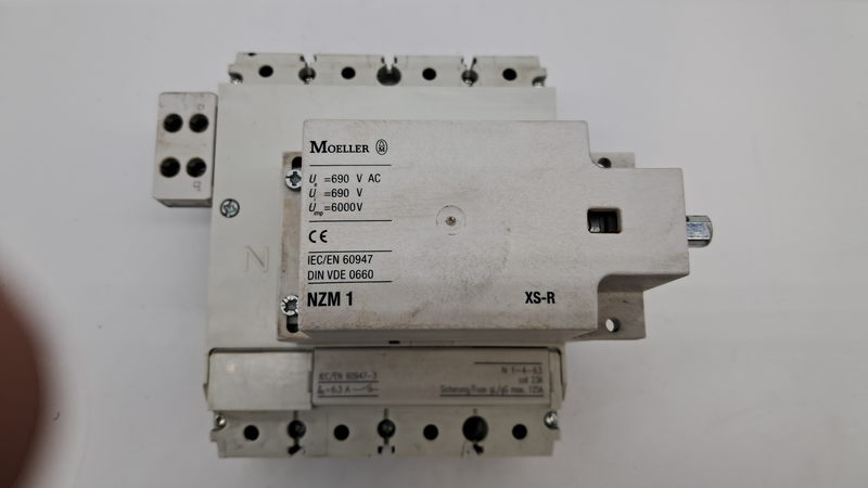 circuit breaker NZM 1