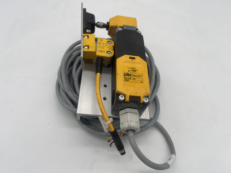 Interruttore di sicurezza 24 V/DC 2.5 A Blocco magnetico IP67 PSEN ME1M/1AR