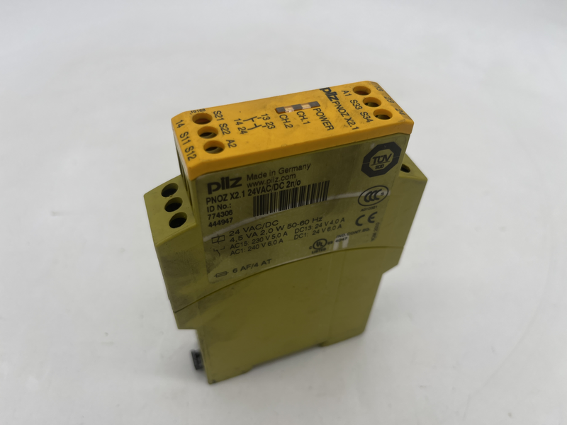 Relay di sicurezza Pnoz x2.1 24vac/dc 2n/o