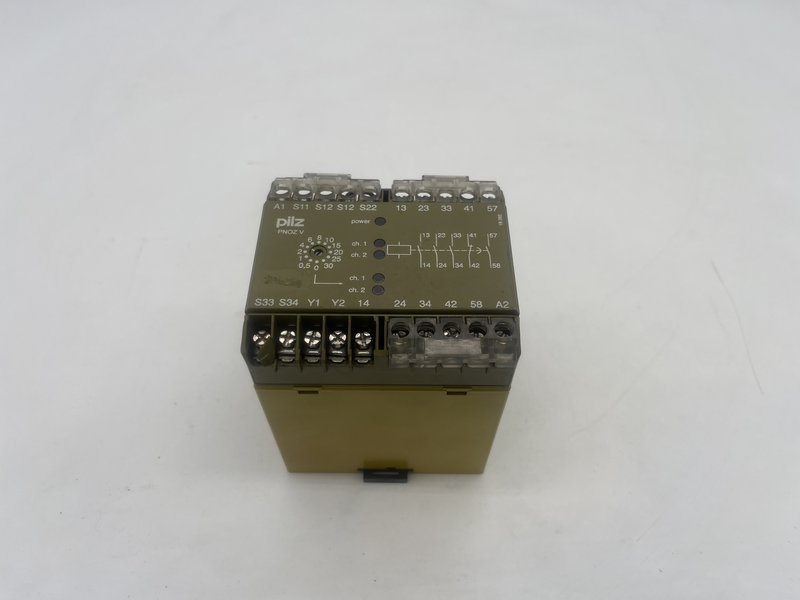 Safety relay Pnozv 30s 24vdc 3s 1ö 1sz