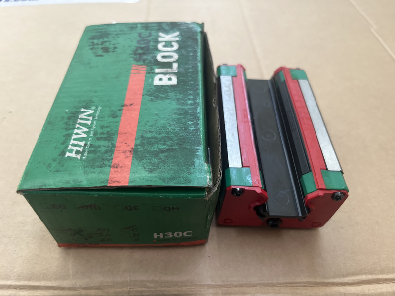 Linear guide way block h30c pattino Rgh30cah 1502w5-30