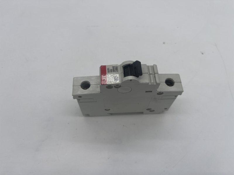 CIRCUIT BREAKE 32P. 1P. 230/400VAC. K-CURVE S271k32