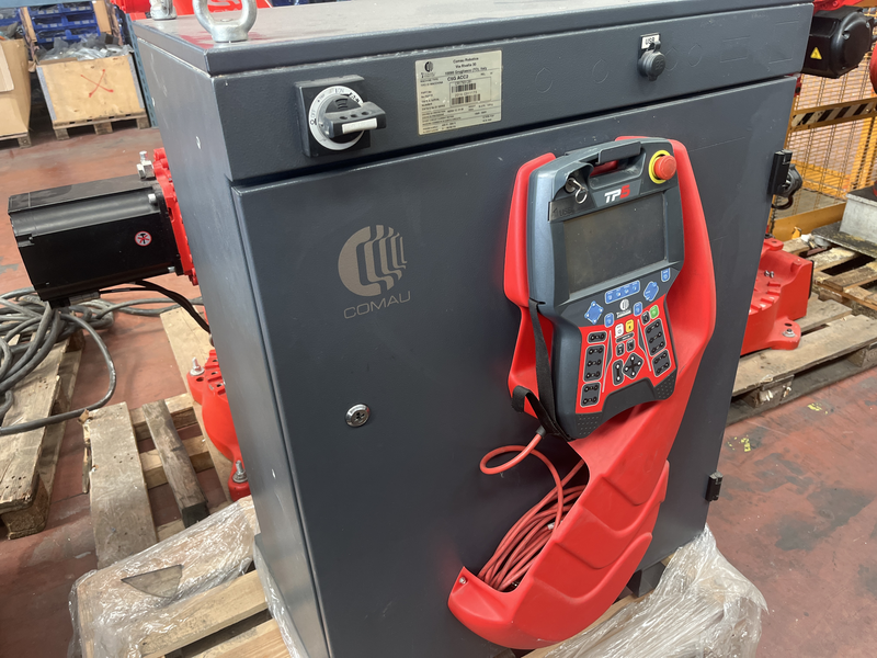 ROBOT ANTROPOMORFO SMART-5 NJ4-170-2.5 ;ASSI:6 ;SBRACCIO:2500 MM ;PORTATA AL POLSO:170 KG ;PREDISPOSIZIONE:MANIPOLAZIONE ANNO DI COSTRUZIONE:2014; COMPLETO DI:CAVI DI ALIMENTAZIONE;QUADRO ELETTRICO TIPO:C5G ACC2-E-TASTIERINO DI PROGRAMMAZIONE;ROBOT NUOVO