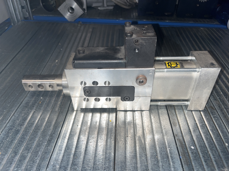 Serraggio pneumatico Szk 40 a22 t08 x 40