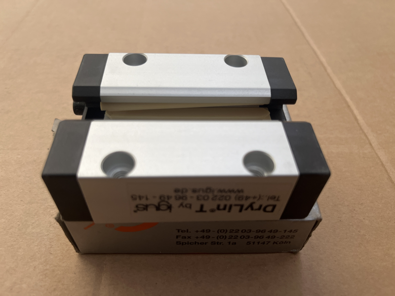 Pattino per guida linare Tw-01-20