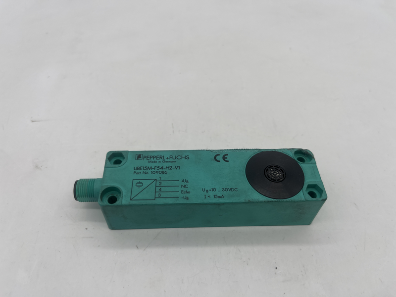Ultrasonic sensor Ube15m-f54-h2-v1