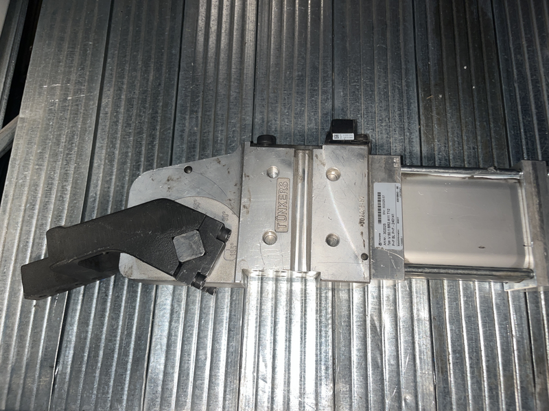 Serraggio pneumatico V 50.1 br2 a11 t12